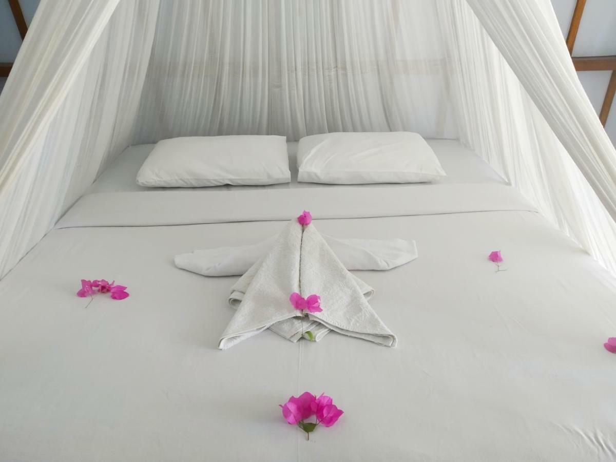 Sunset Beach Bungalow Gili Meno Eksteriør billede