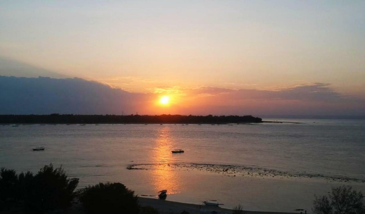 Sunset Beach Bungalow Gili Meno Eksteriør billede