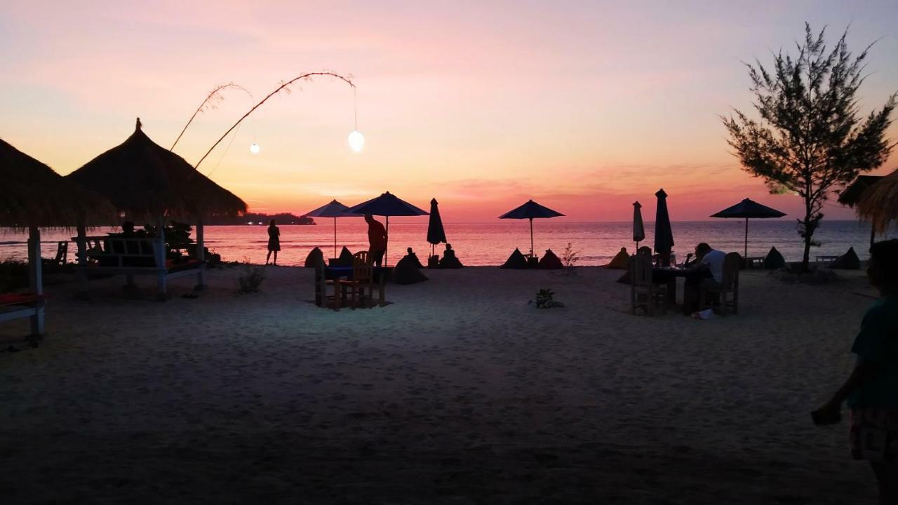 Sunset Beach Bungalow Gili Meno Eksteriør billede